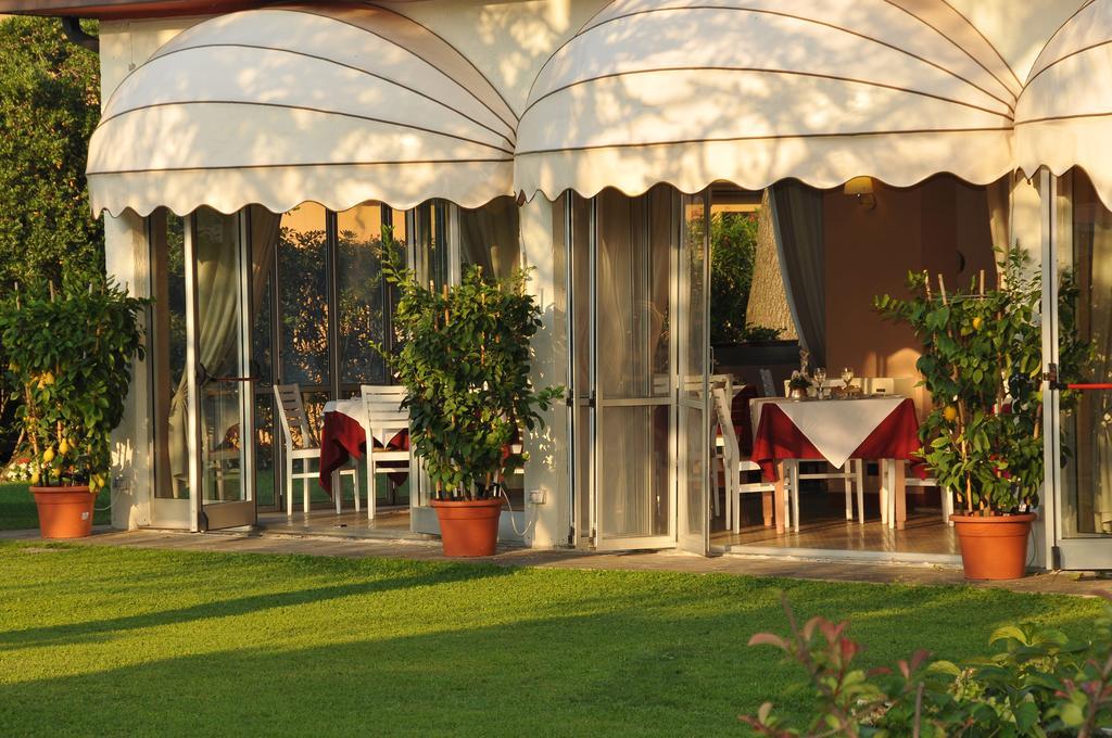 La Quiete Park Hotel 마네르바 델 가르다 외부 사진