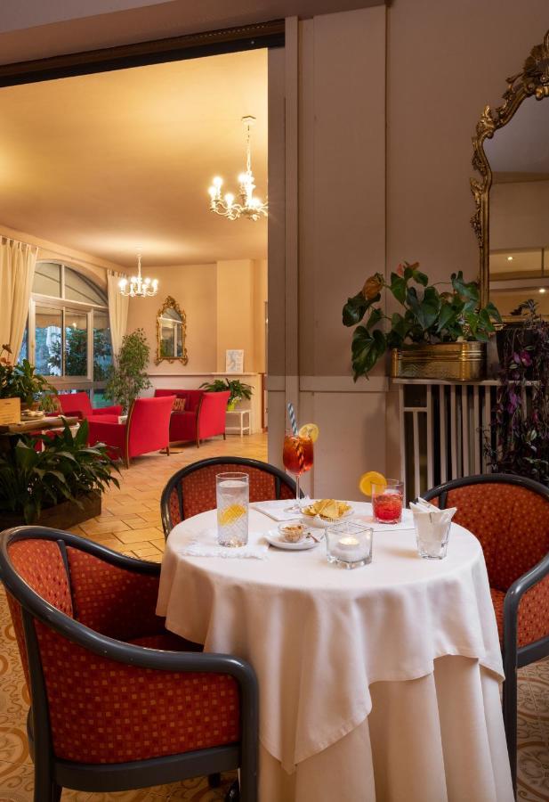 La Quiete Park Hotel 마네르바 델 가르다 외부 사진