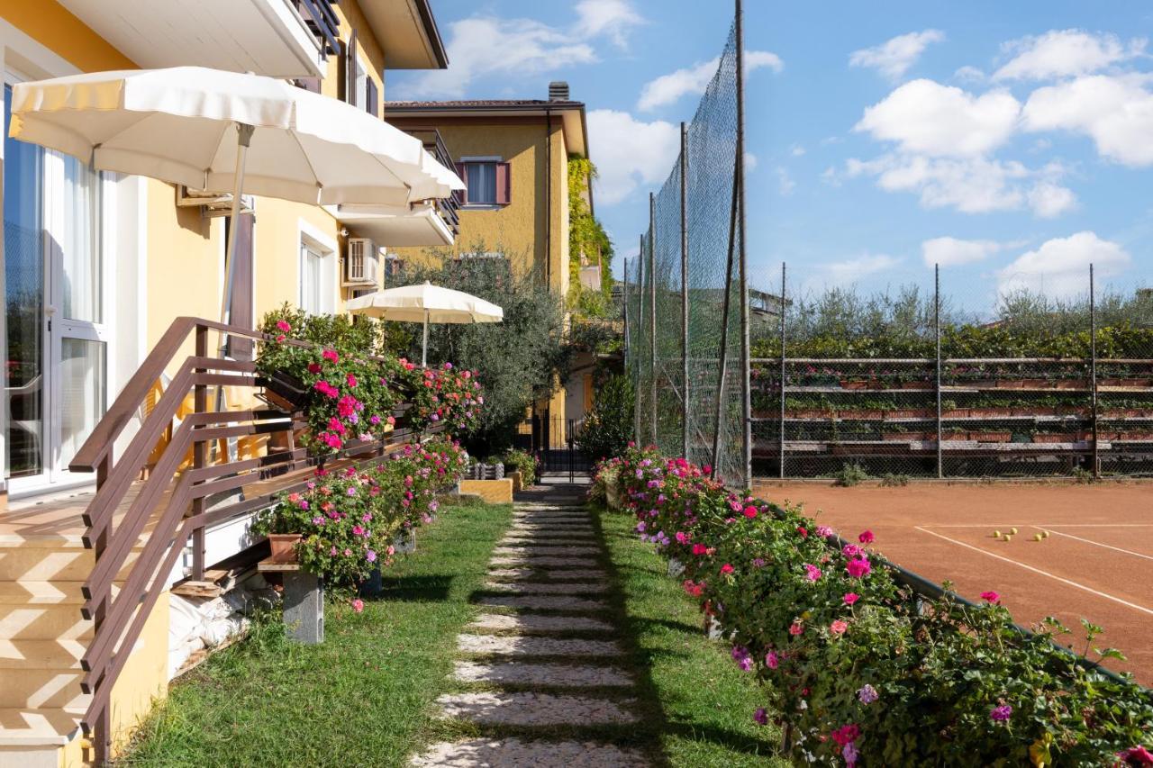 La Quiete Park Hotel 마네르바 델 가르다 외부 사진