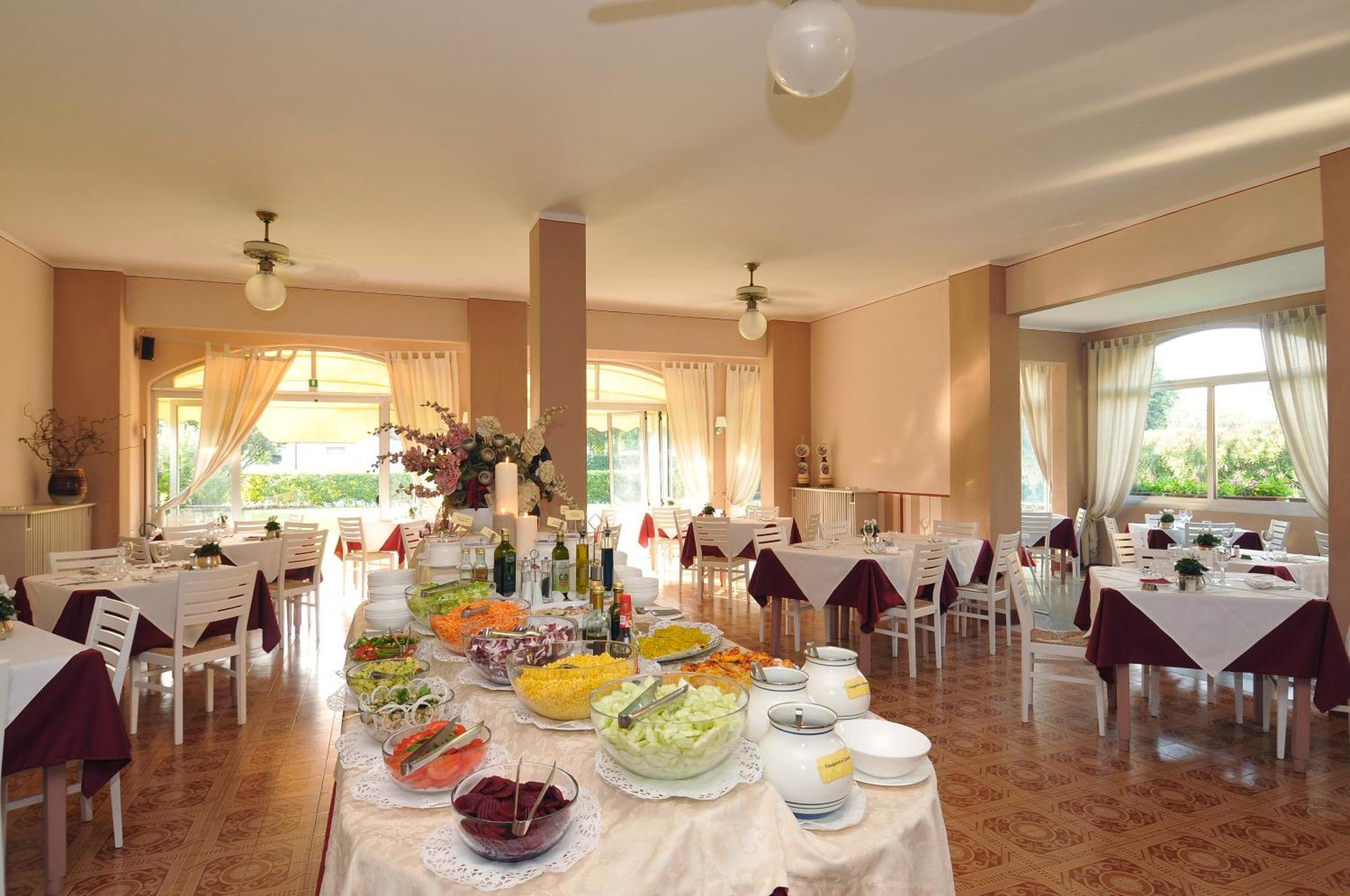 La Quiete Park Hotel 마네르바 델 가르다 외부 사진