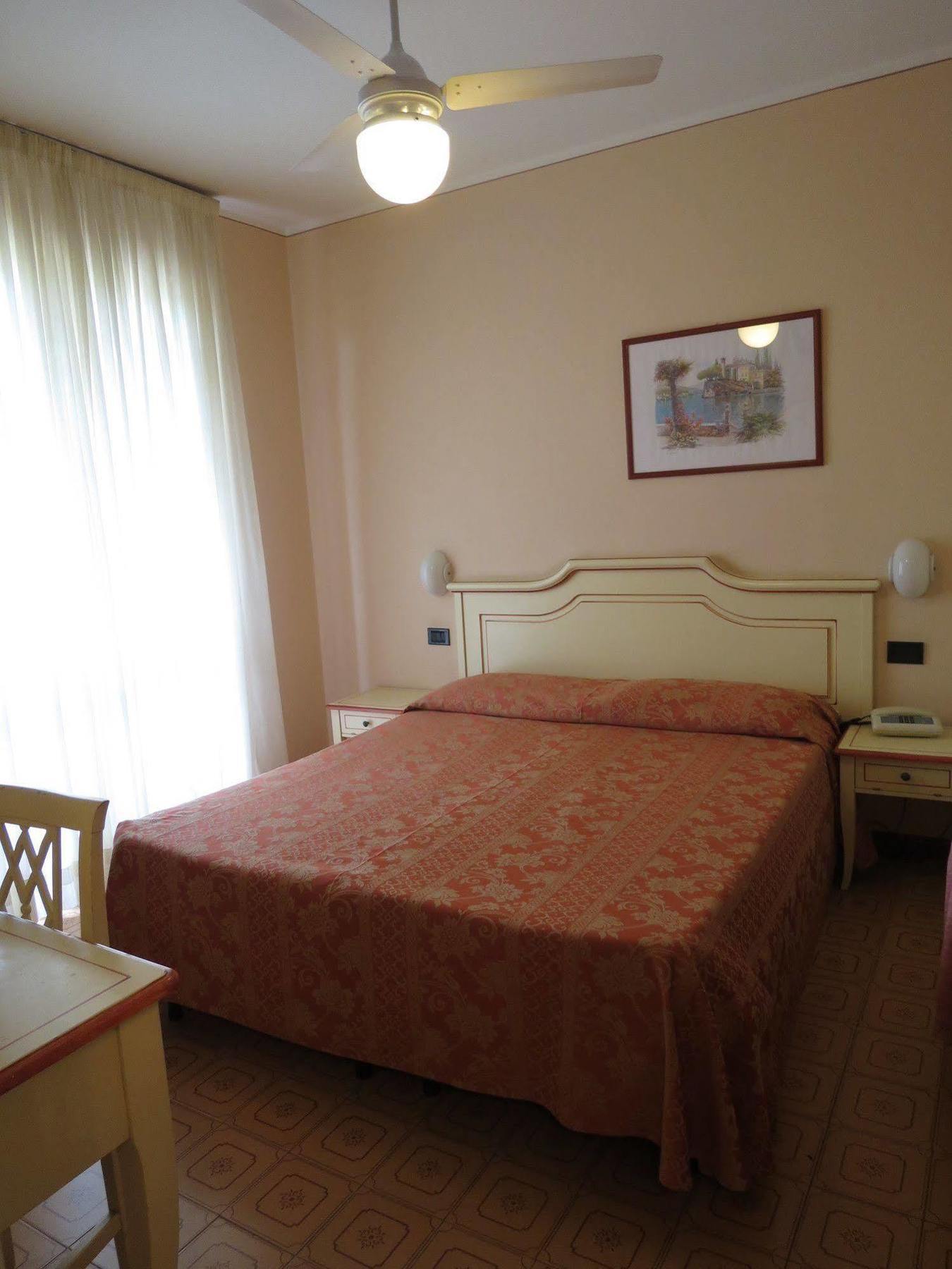 La Quiete Park Hotel 마네르바 델 가르다 외부 사진